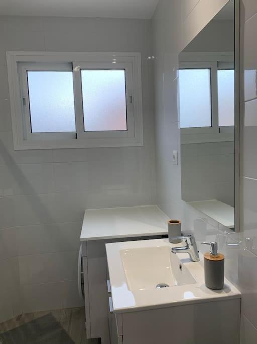 Apartamento Con Encanto Y Piscina Fuengirola Bagian luar foto