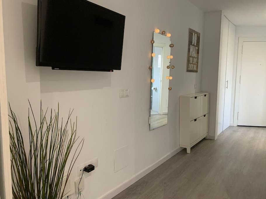 Apartamento Con Encanto Y Piscina Fuengirola Bagian luar foto