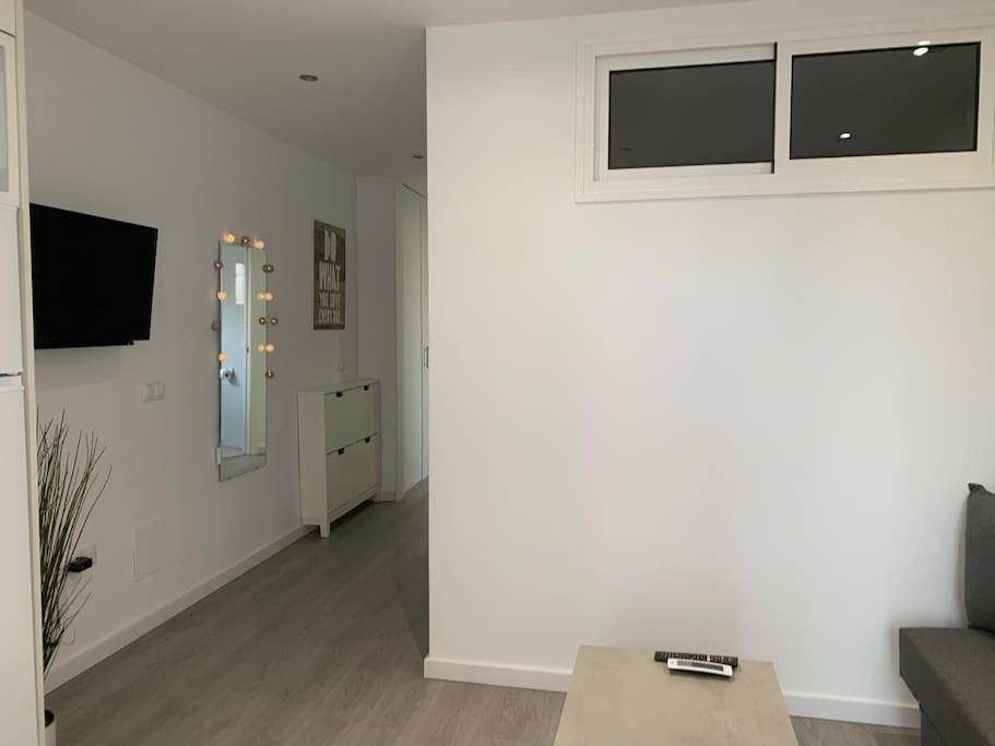 Apartamento Con Encanto Y Piscina Fuengirola Bagian luar foto