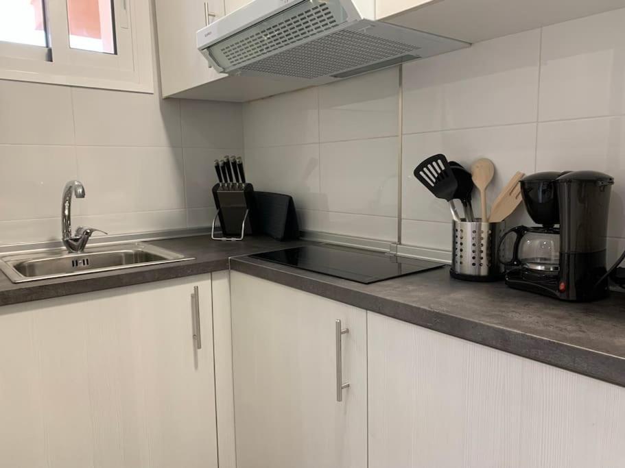 Apartamento Con Encanto Y Piscina Fuengirola Bagian luar foto